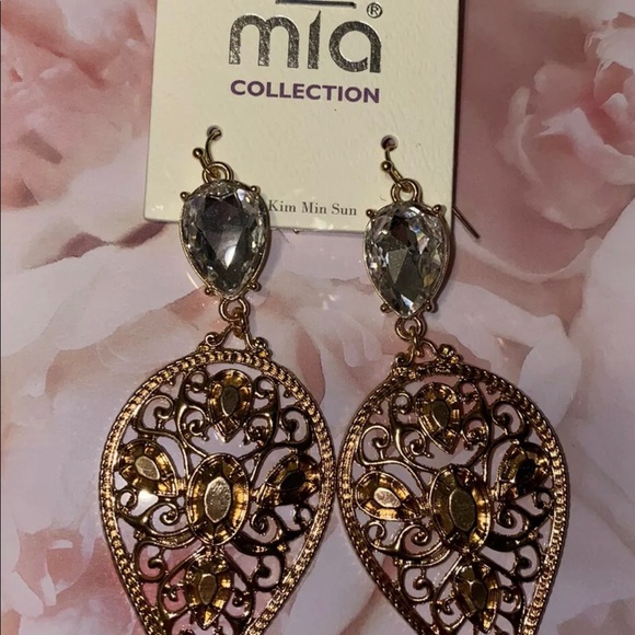 Mia Collection Gold Tone Dangle Earrings - Picture 3 of 4